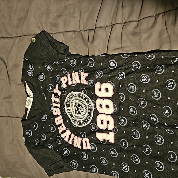 Victoria secret t shirt - Picture 2 of 2